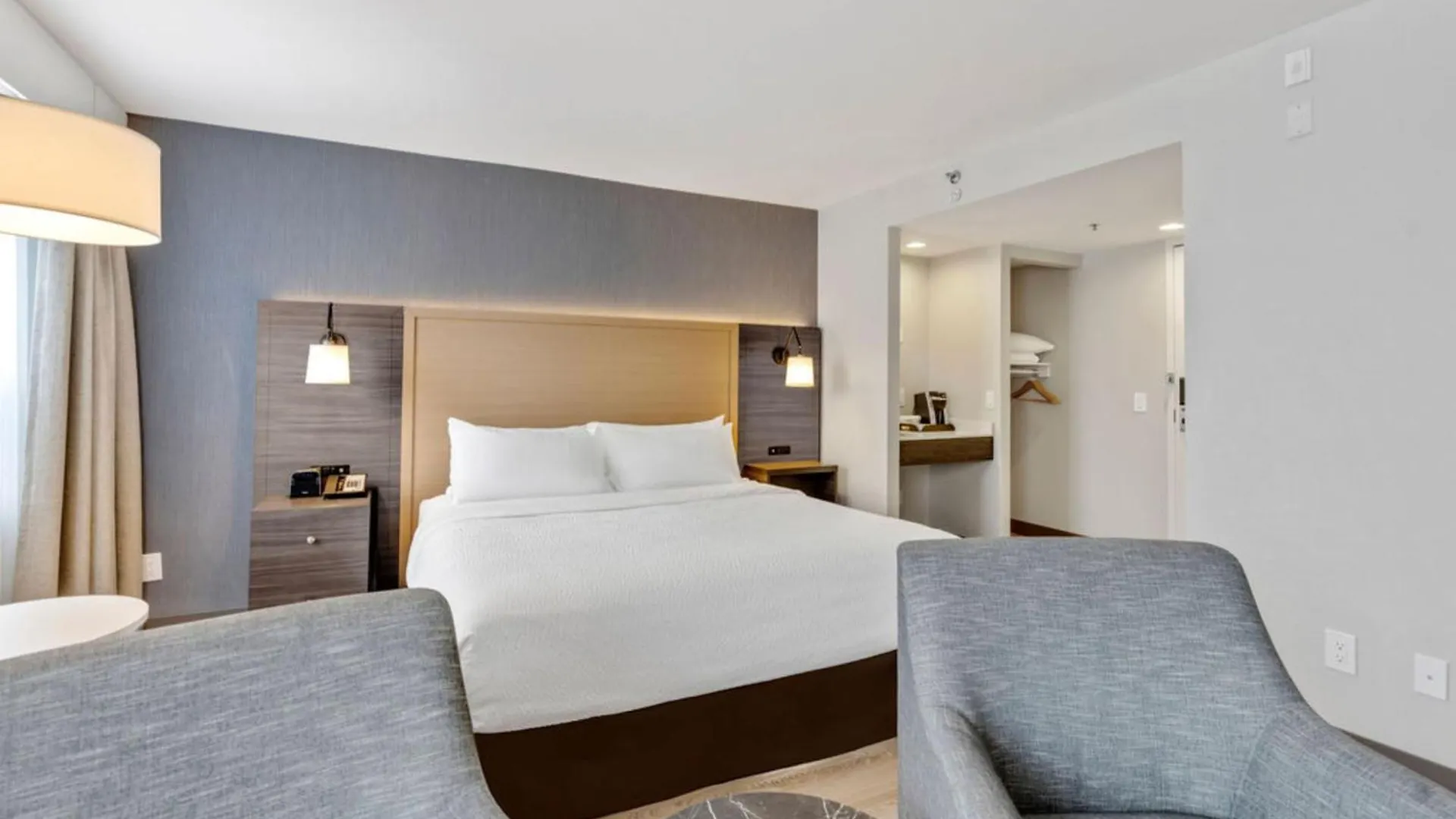 Hotel Holiday Inn & Suites Ottawa Kanata By Ihg
