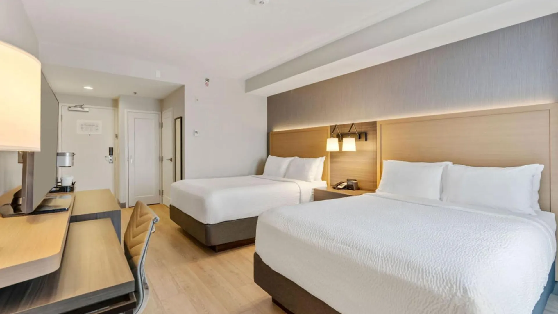 Holiday Inn & Suites Ottawa Kanata By Ihg Otel