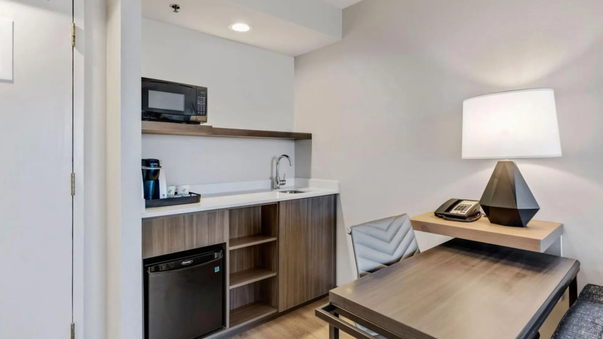**** Otel Holiday Inn & Suites Ottawa Kanata By Ihg Kanada