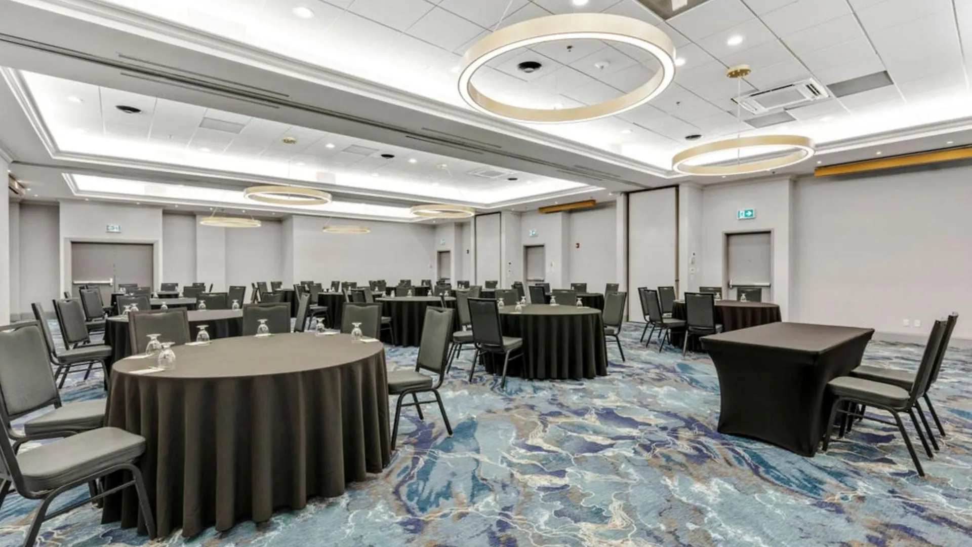 Otel Holiday Inn & Suites Ottawa Kanata By Ihg