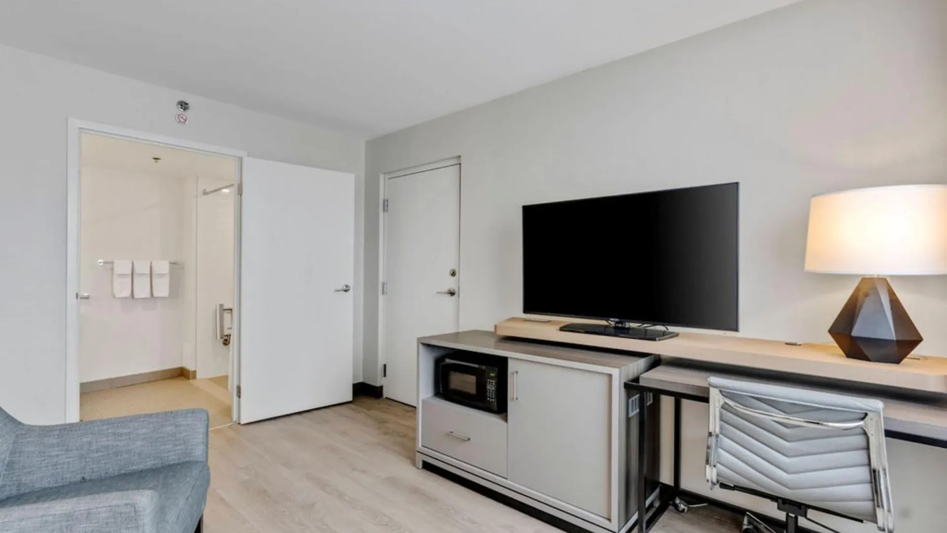 Holiday Inn & Suites Ottawa Kanata By Ihg Hotel
